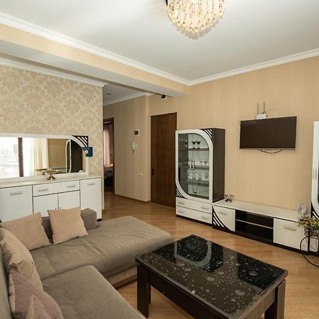 Brand New Apartment With Terrace Tbilisi Zewnętrze zdjęcie
